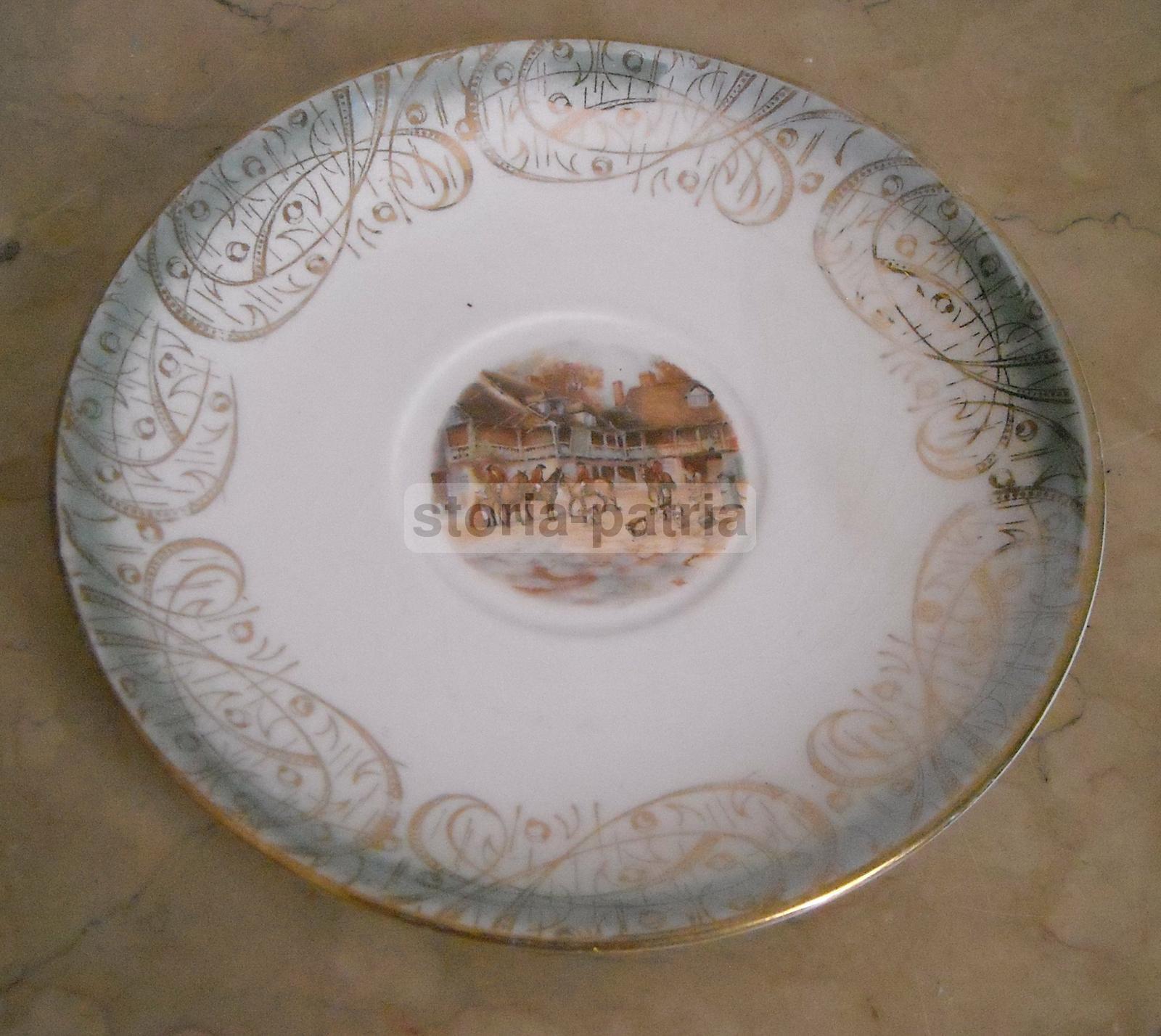 Grazioso Piatto Decorato, Caccia, Scena Con Cacciatori A Cavallo, Araldica, Bavaria immagine 1